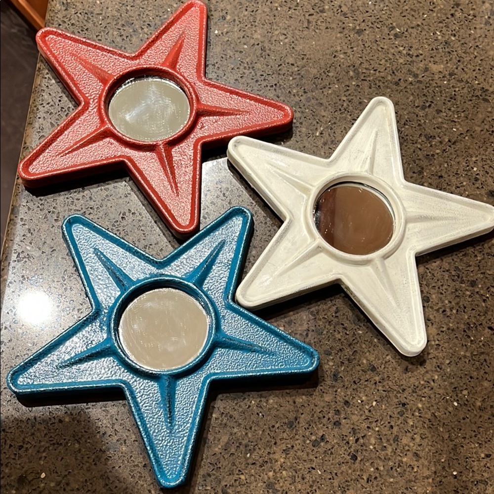 Star-Shaped Wall Mirror Set - Red, Blue, and White - Picture 2 of 3